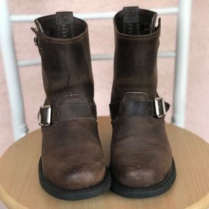 Frye Engineer 8R Ankle Boot women’s 6.5 in Gaucho